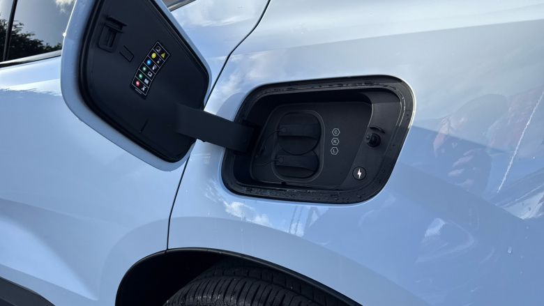 Volvo EX30 200kW SM Extended Range Ultra 69kWh 5dr Auto Electric Estate